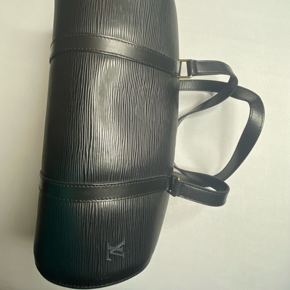 Louis Vuitton Handbags - Authentic Louis Vuitton Epi  Noir soufflot papillon